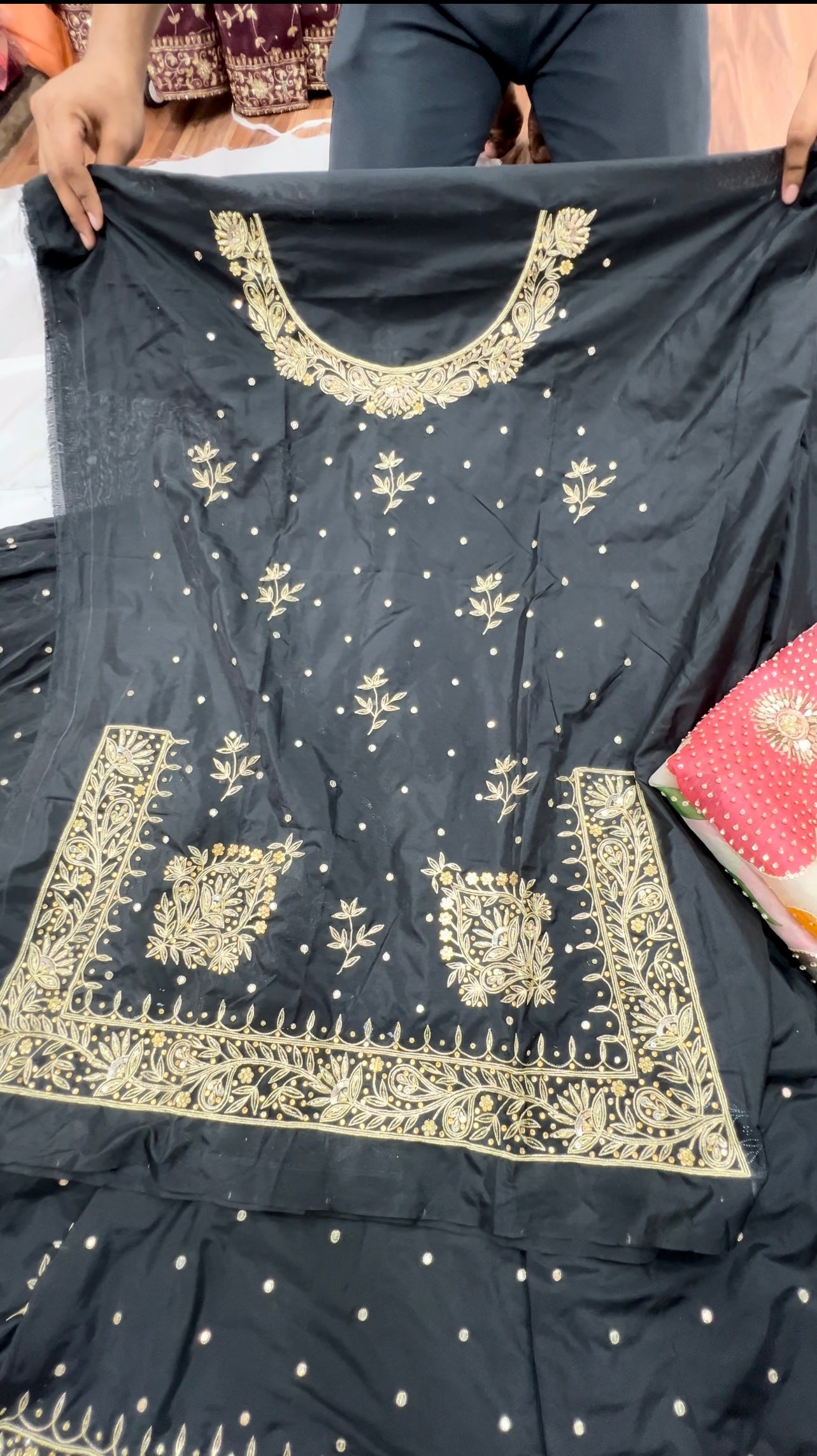 FULL DAPKA ZARDOZI HANDWORK GHARARA WITH HAND PAINTED DUPATTA