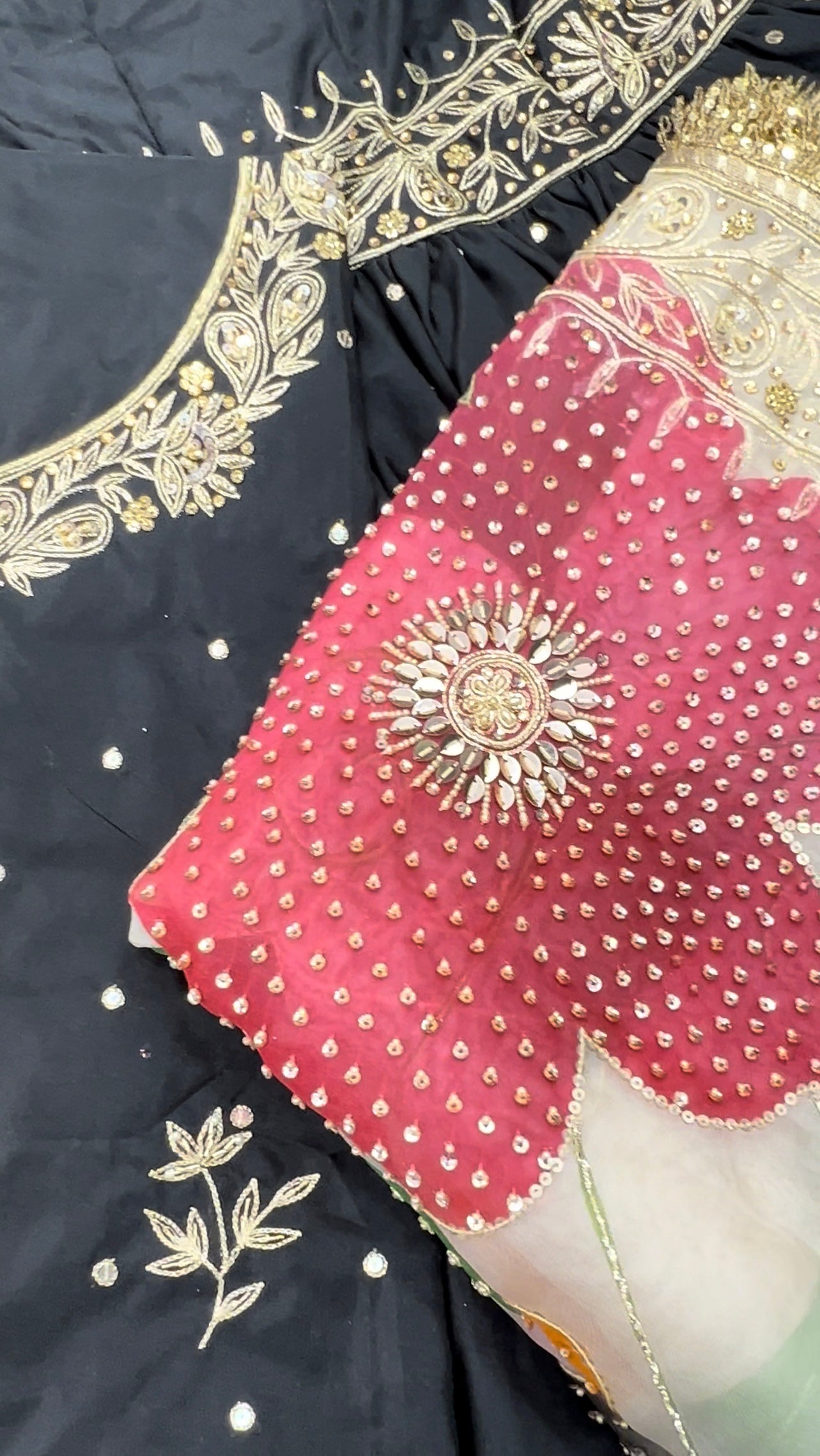 FULL DAPKA ZARDOZI HANDWORK GHARARA WITH HAND PAINTED DUPATTA