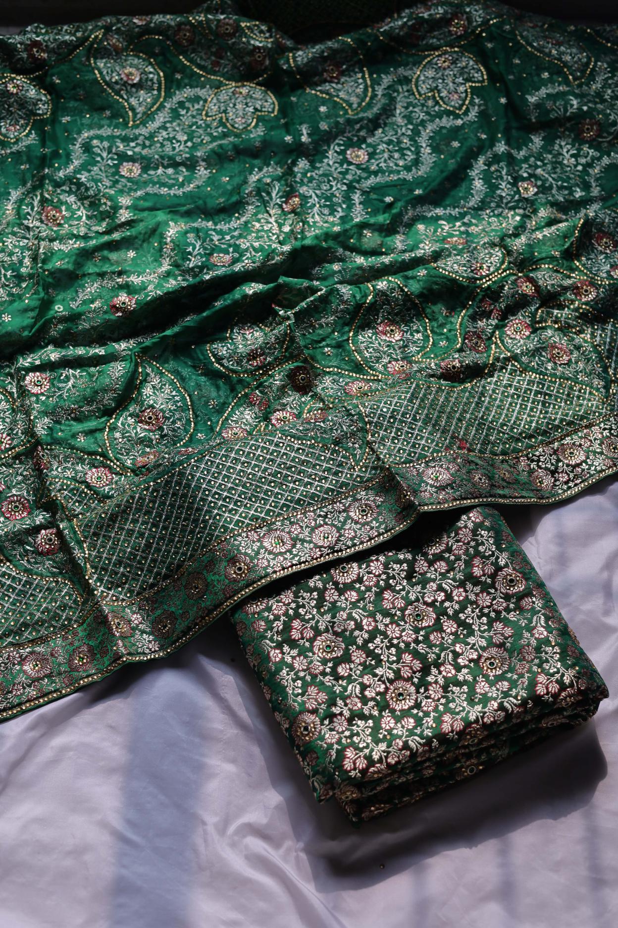 BOTTLE GREEN COLOUR PURE KATAAN KIMKHAB BANARASI GHARARA