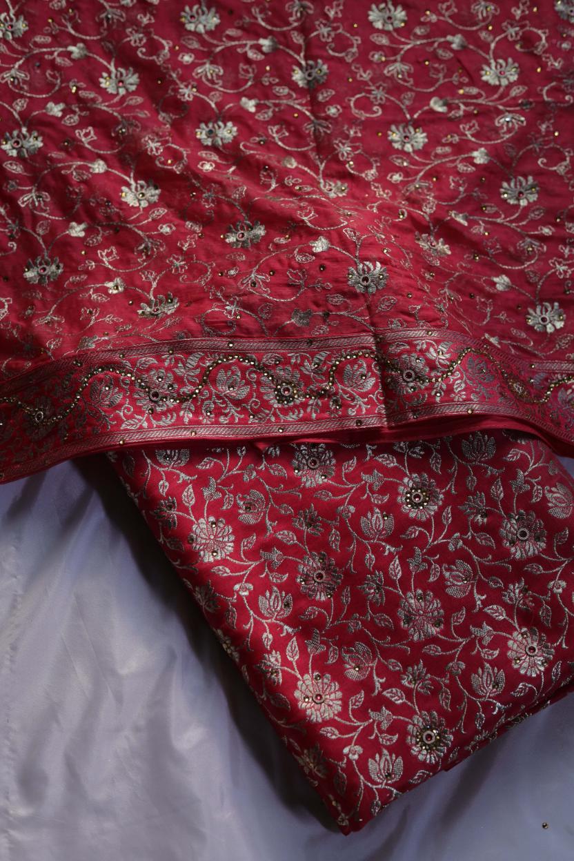 GAJRI COLOUR PURE KIMKHAB BANARASI GHARARA