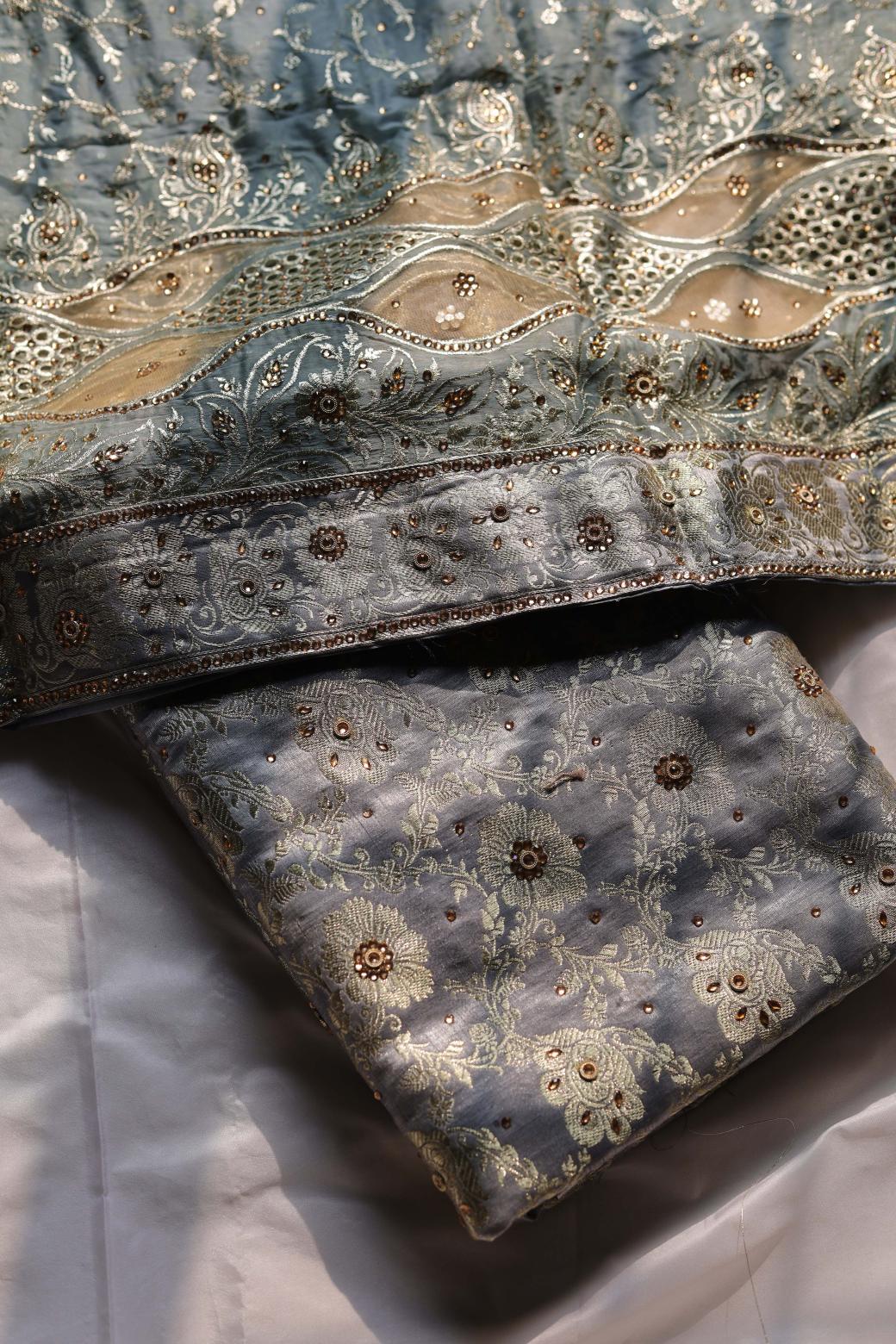 GREY COLOUR PURE KATAAN KIMKHAB BANARASI GHARARA