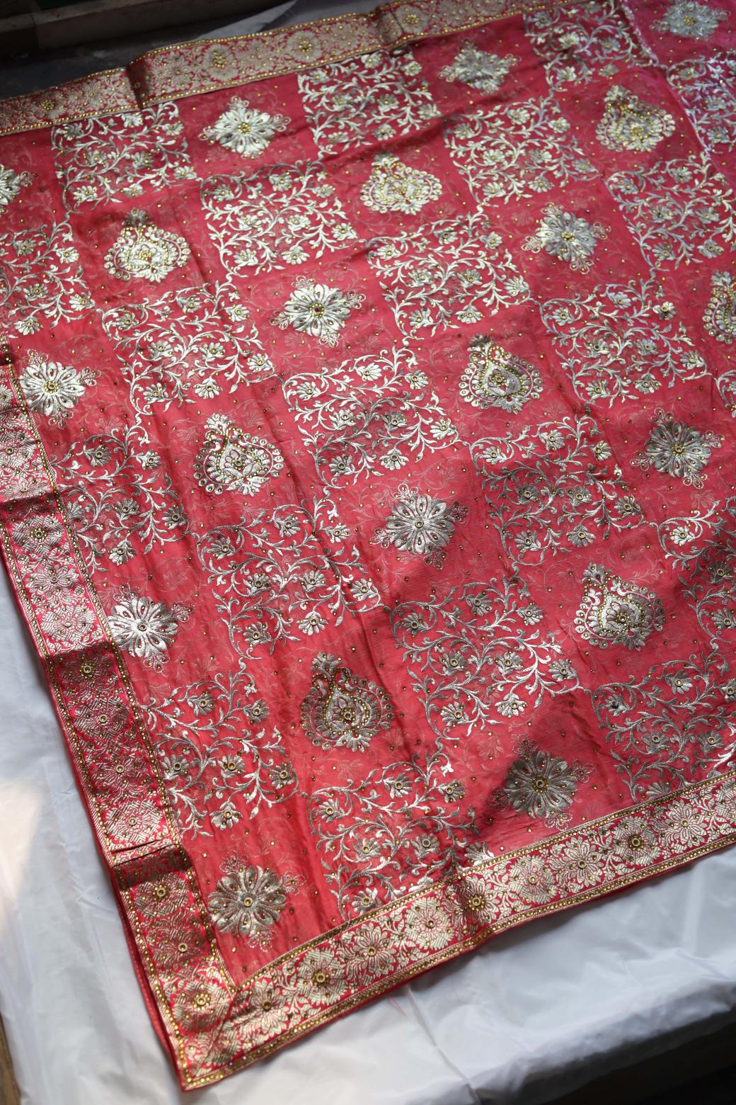 GAJRI COLOUR PURE KIMKHAB BANARASI GHARARA