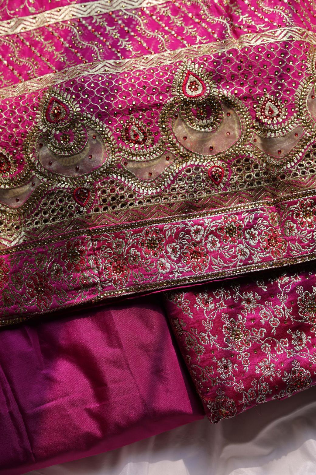 HOT PINK COLOUR PURE KIMKHAB BANARASI GHARARA