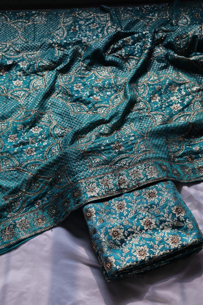 PEACOCK GREEN COLOUR PURE KATAAN KIMKHAB BANARASI GHARARA