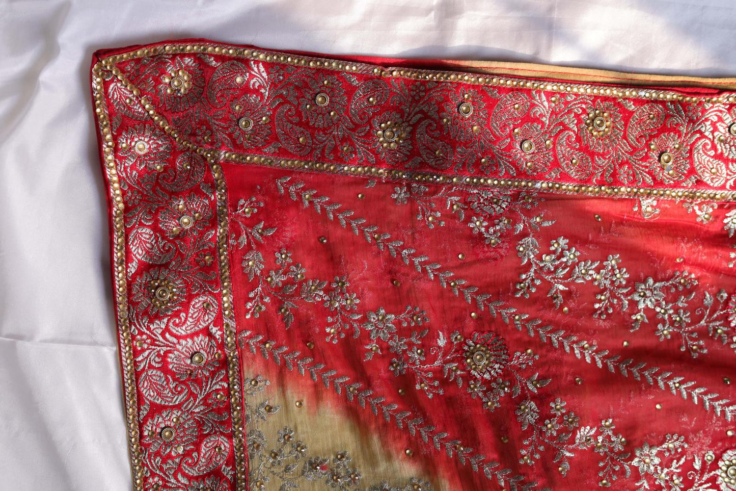 RED AND GOLDEN CONTRAST COLOUR KIMKHAB BANARASI GHARARA