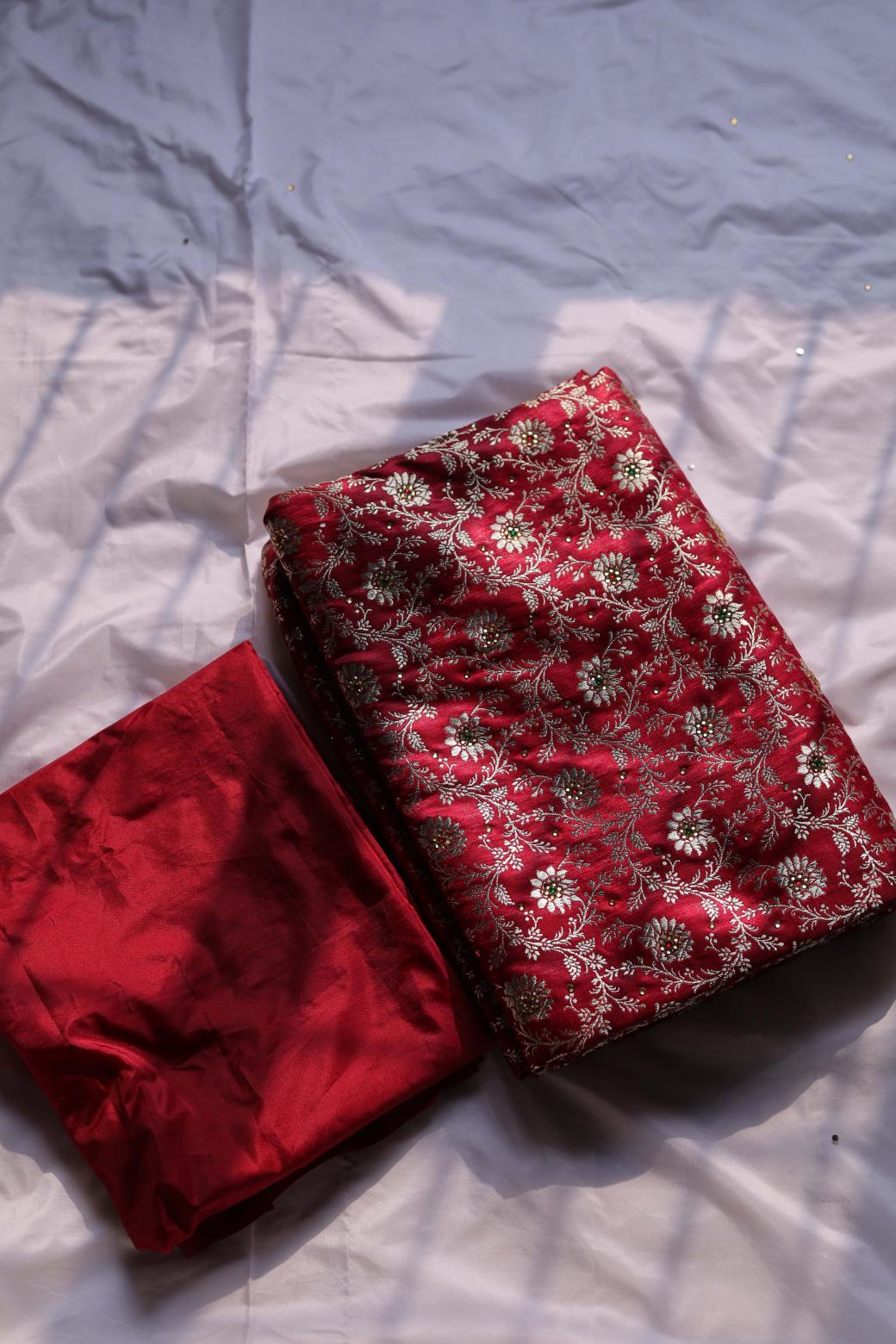 RED AND GREEN CONTRAST COLOUR PURE KIMKHAB BANARASI GHARARA